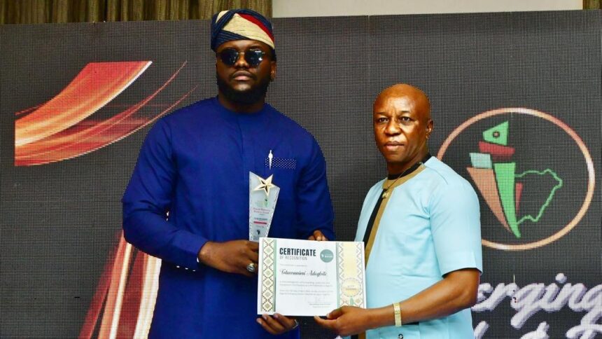 Tech expert receives award
