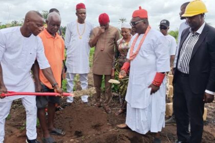 Ogwashi Uku monarch flags off construction of ‘Mother And Child’ clinic