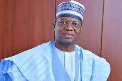 Flash flood: Senator Sani Musa condoles with Mokwa residents, donates N50m