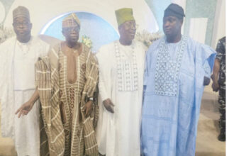 AbdulRazaq leads Kwara to honour Adewumi