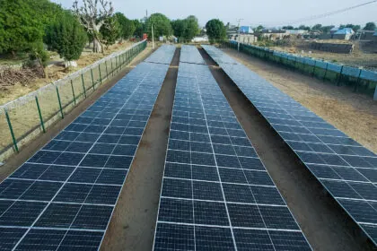 MSF turns to solar energy to power hospitals in Northern Nigeria