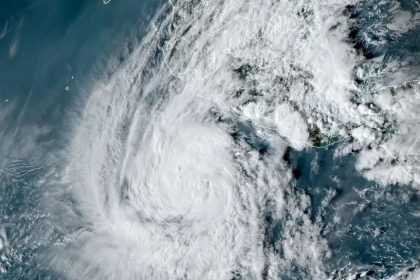 Mexico: Hurricane Erick lands in Oaxaca, threatens flash floods