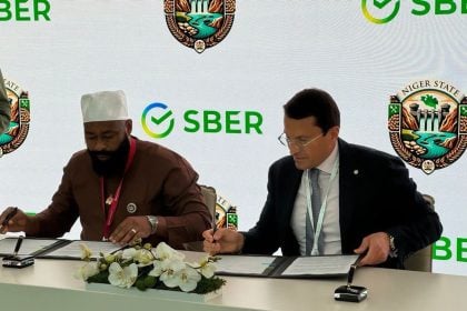 Niger govt and representative of Russia's largest financial institution Sberbank