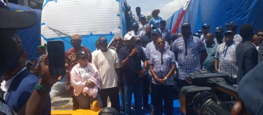 Sanwo-Olu commissions train coaches