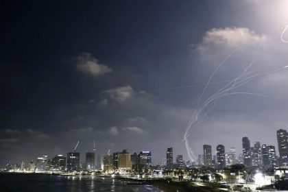 Iran retaliates, fires missiles into Israel