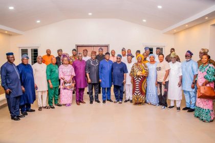 Fayemi meets APC stakeholders in Ekiti