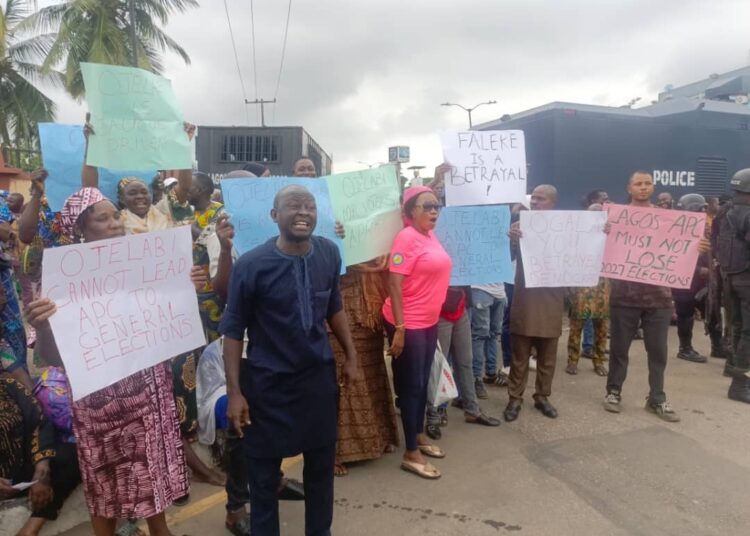 Ojelabi must go