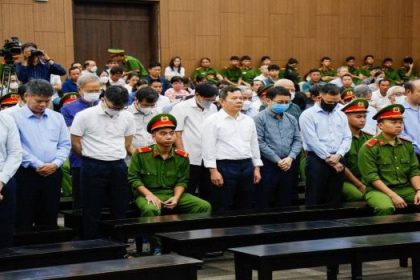 Vietnam jails govt officials