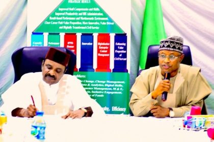 Minister of Transportation, Senator Said Alkali and Kaduna Gov meet on light rail projects