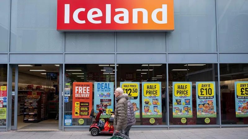 Entrance of British supermarket chain Iceland