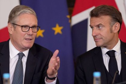Macron and Starmer talking