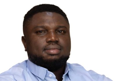 Olumide Akinsola,