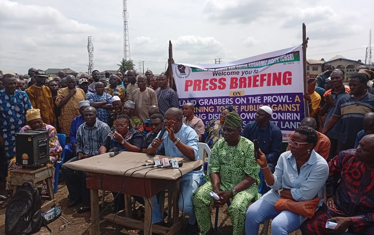 Displaced Owode Onirin traders