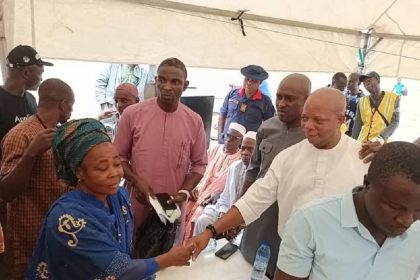 Osun lawmaker empowers 500 constituents