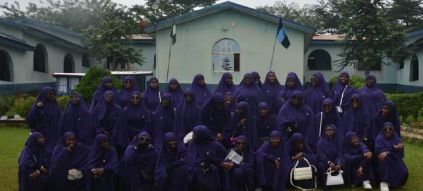 Vanguards Academy graduates 91 students