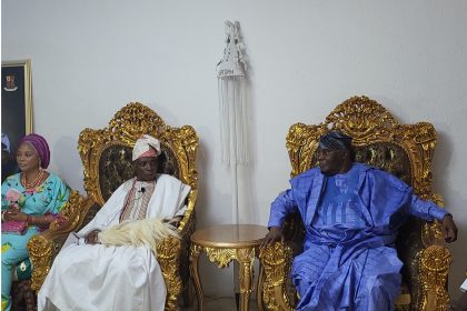 Ladoja and Atiku, Olubadan, Oba Adewolu Ladoju and former Vice President Atiku Abubakar