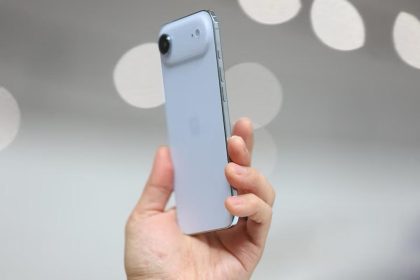 iPhone 17