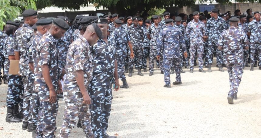 Police officers deployed in Osun Police officers