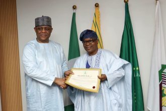 Femi Fani-Kayode recieving his credence letter for his ambassadorial appointment