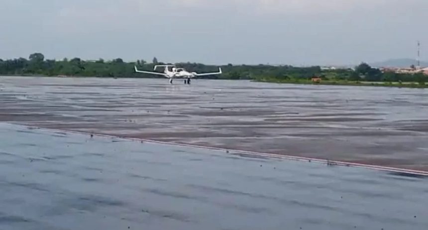 Oyo aircraft