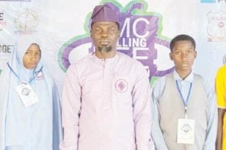 From right, Kharashi Habeebullah (second runner-up), Sirajudeen Abdurrahman (overall winner), Oyo State Coordinator (Waali) of The Muslim Congress, Ustadh Idris Muhammad, Adeleke Sururoh (first runner-up), and Olanrewaju Semiah (third runner-up), during the presentation of winners at the 2026 TMC Oyo State Spelling Bee competition, held in Ibadan.