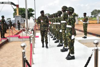 Army graduates special forces