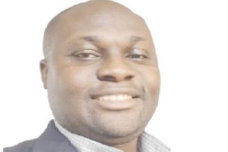 Dr Richard Adefioye smiling Africa's traditional foods
