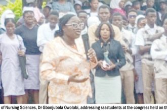 Oyo Nursing College provost addressing students