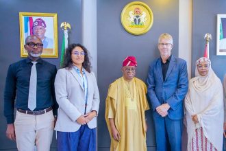 L-R: Senior Special Assistant to the President on Marine and Blue Economy, Professor Busayo Fakinlede; Second Secretary, Norwegian Embassy, Ms. Michelle Hovi; Minister of Marine and Blue Economy, Dr. Adegboyega Oyetola; Norwegian Ambassador to Nigeria, Ambassador Svein Baera; and Permanent Secretary, Federal Ministry of Marine and Blue Economy, Mrs. Fatima Mahmood, during the Ambassador’s courtesy visit to the Minister in Abuja on Monday