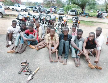 3 ex-prison inmates, 9 others arrested for robbery