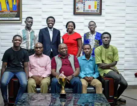 Bowen shines at computer programming contest