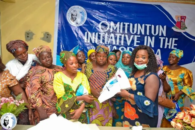 Yuletide: OID distributes food items to the underprivileged in Oyo