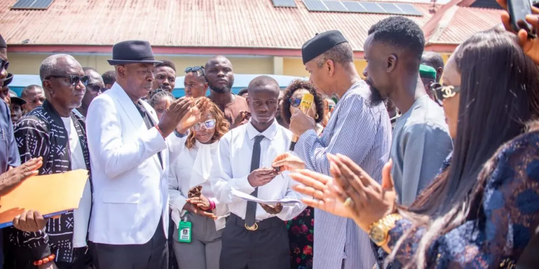 Dafinone donates bus, inspires innovation at Delta Poly