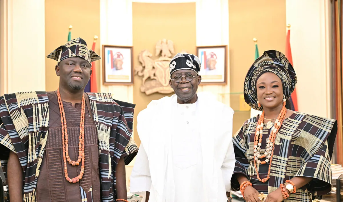 Tinubu hosts Alaafin Owoade