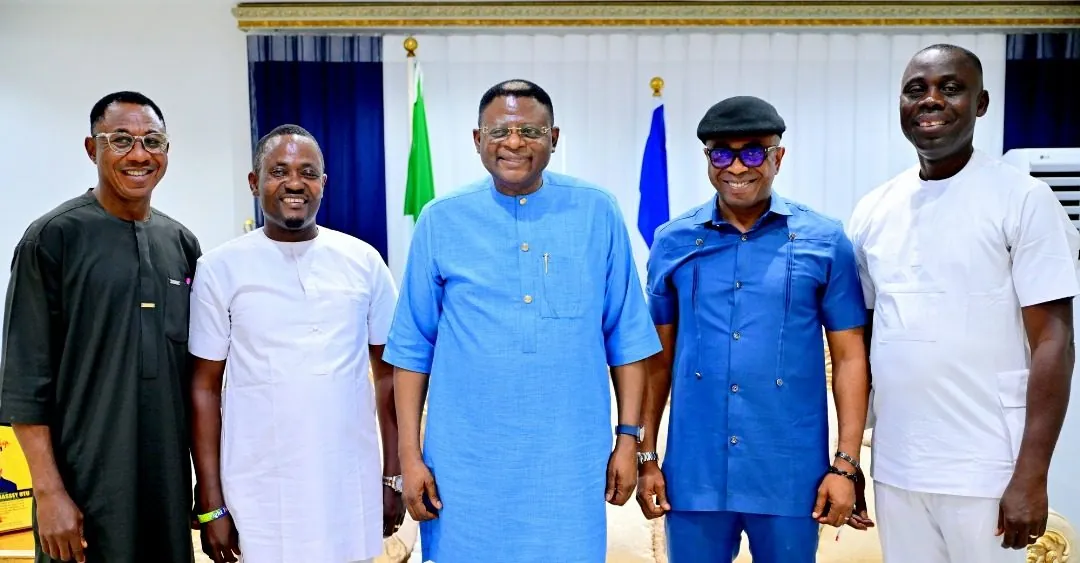 Governor Bassey Otu with Cross River cocoa association