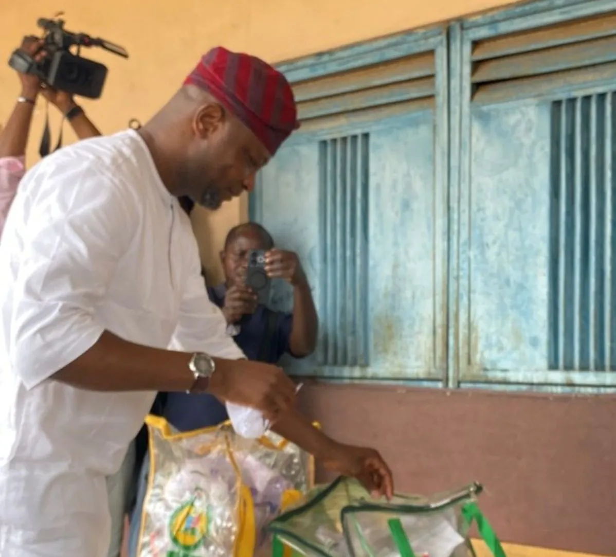 Jandor votes in the Lagos LG poll.